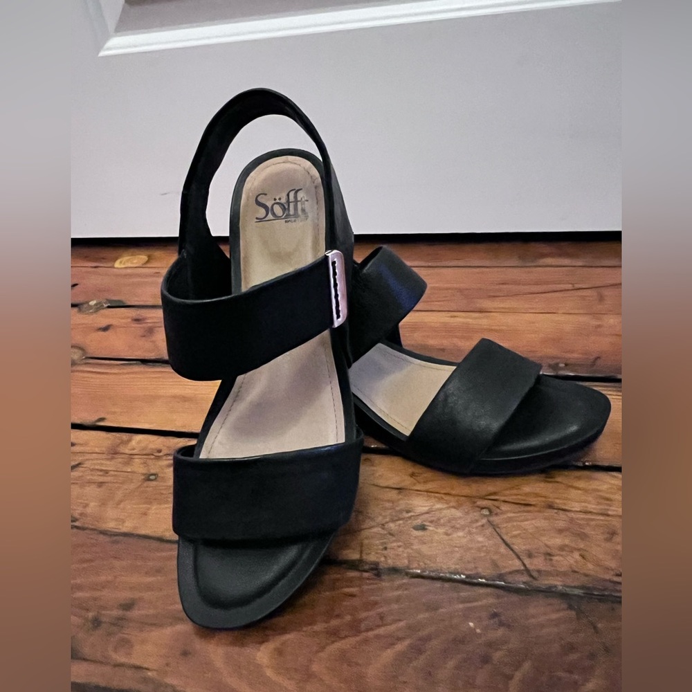 Sofft Veleda Wedge Sandal | Size 9 | Black